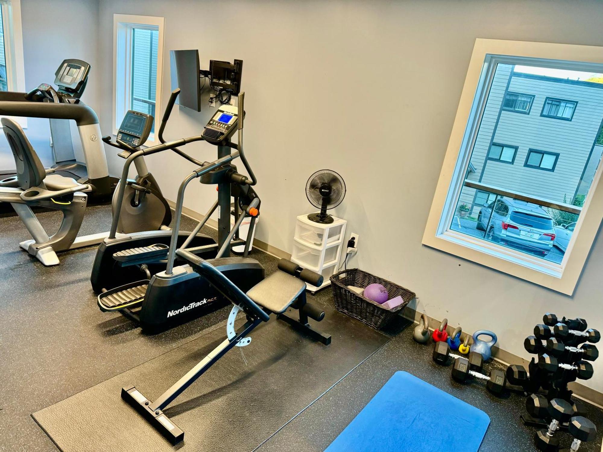 The Sugar Suite - Renovated With A View! Ac! Pool, Hot Tub, Sauna, Gym, Ev Шугар-Маунтин Экстерьер фото